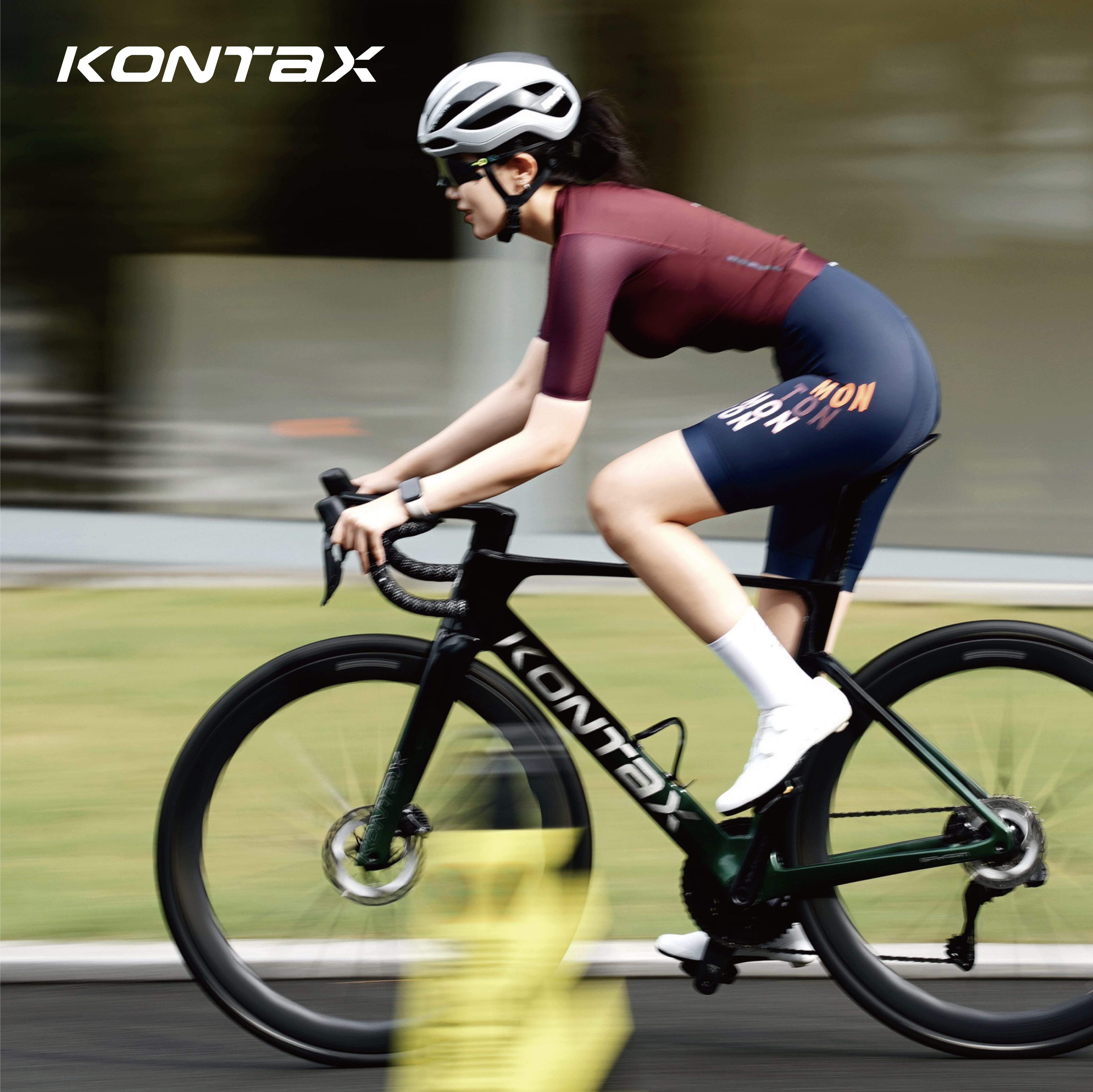 RS80 CARBON FIBERCOMPETITION-GRADE ROAD BIKE