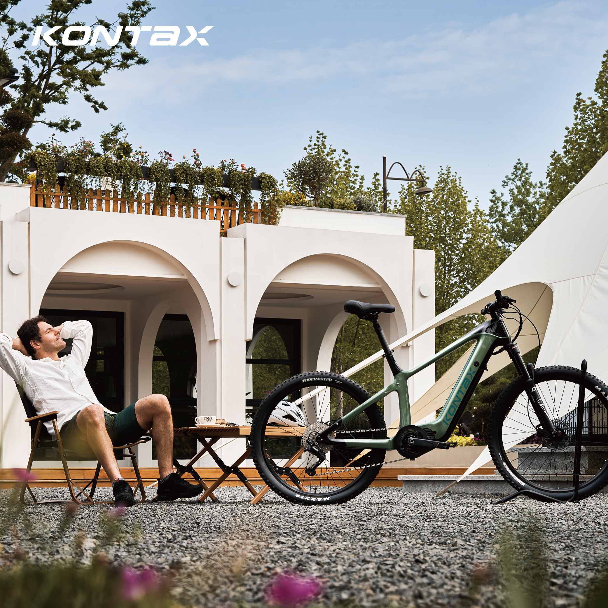 Carbon fiber hard tail ebike