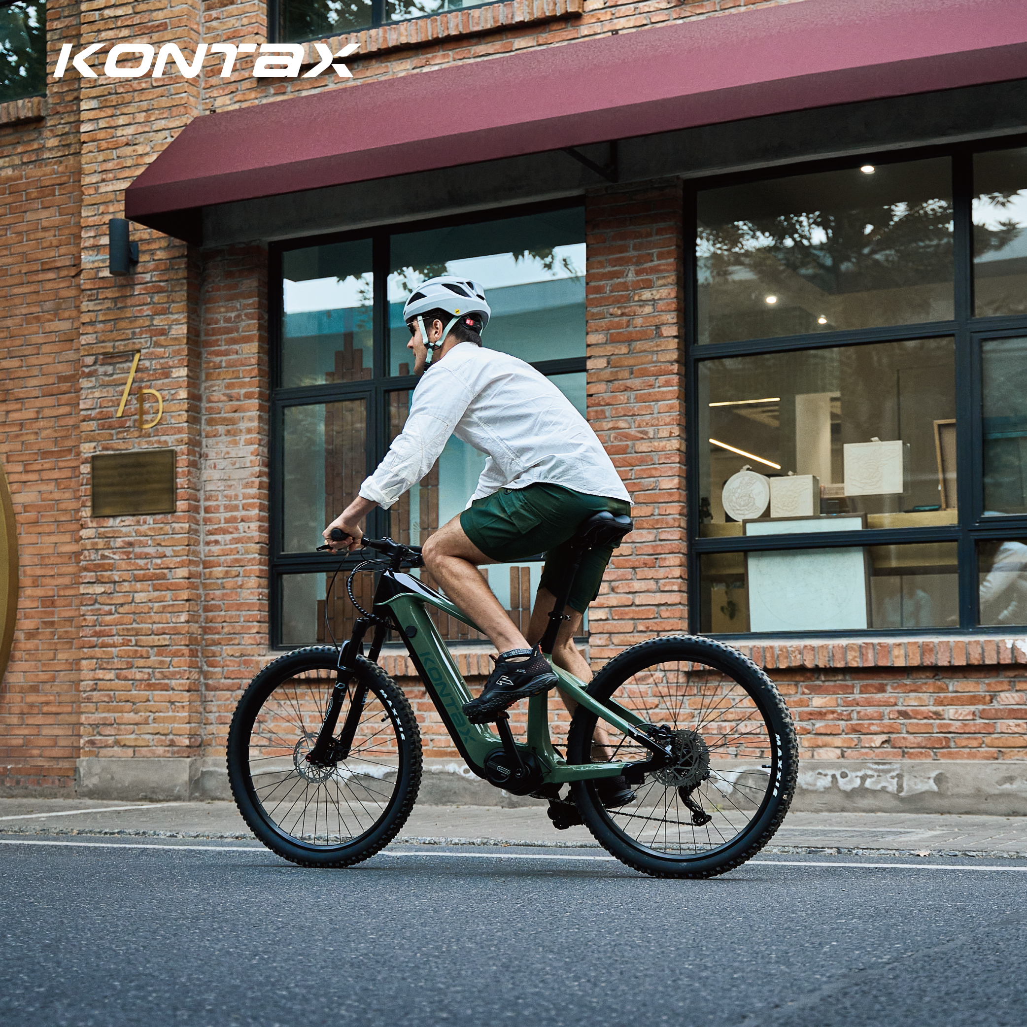 Carbon fiber hard tail ebike